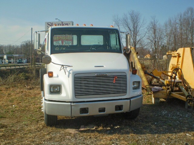 99freightliner7.jpg