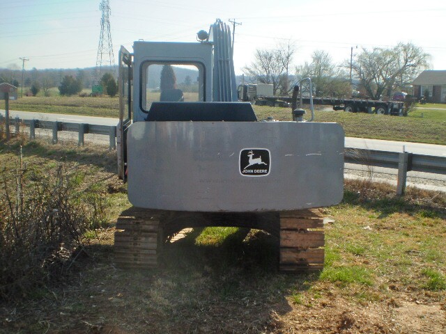 excavatorjd703.jpg
