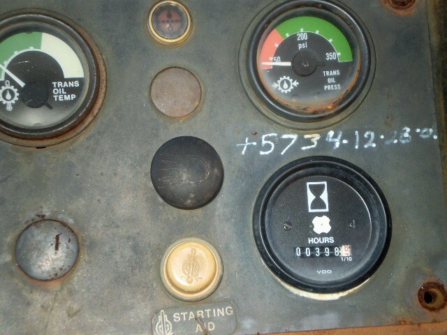 loaderjd655b1.jpg